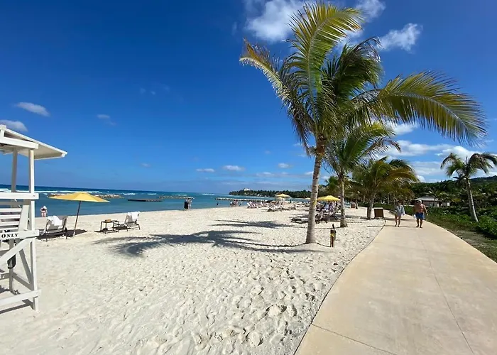Hospitality Expert Bts 6 Pool Bar Inn Montego Bay