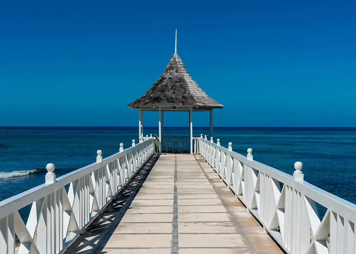 Hospitality Expert Bts 6 Pool Bar * Montego Bay