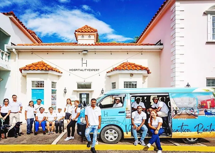 Hospitality Expert Bts 6 Pool Bar Inn Montego Bay